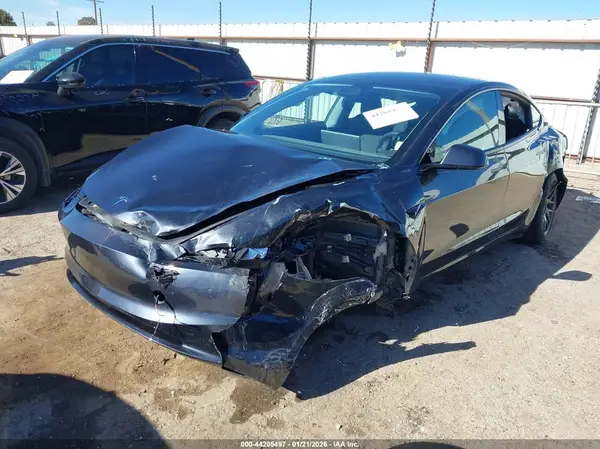 5YJ3E1EB6RF721226 2024 TESLA MODEL 3 - Image 2