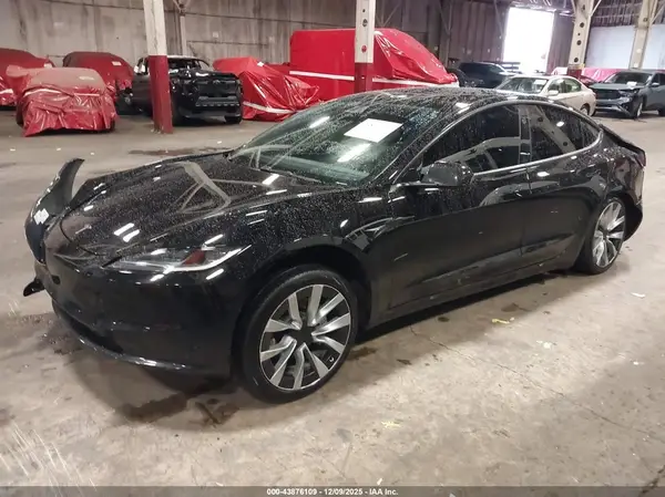 5YJ3E1EB6RF732467 2024 TESLA MODEL 3 - Image 2