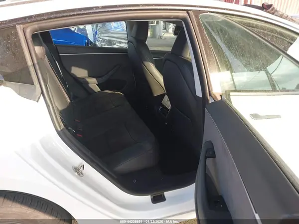 5YJ3E1EB6RF733599 2024 TESLA MODEL 3 - Image 8