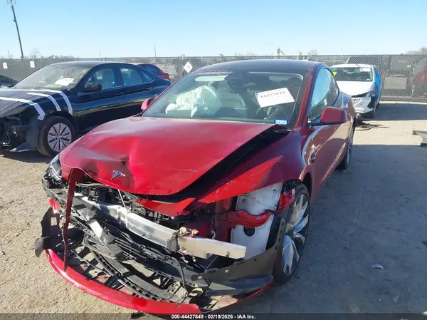 5YJ3E1EB6RF737085 2024 TESLA MODEL 3 - Image 2
