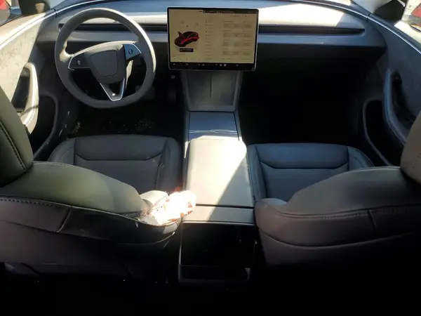5YJ3E1EB6RF768384 2024 TESLA MODEL 3 - Image 8
