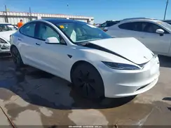 5YJ3E1EB6RF792488 2024 TESLA MODEL 3