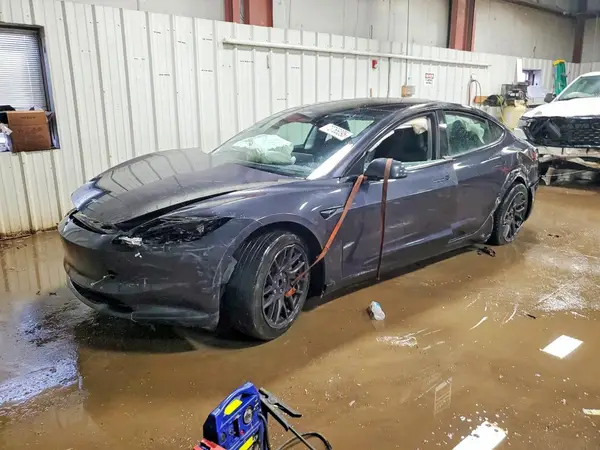5YJ3E1EB6RF795732 2024 TESLA MODEL 3 - Image 1