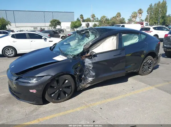 5YJ3E1EB6RF812903 2024 TESLA MODEL 3 - Image 2