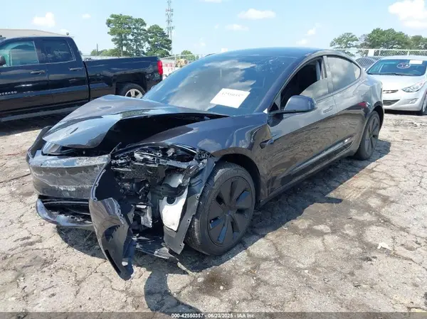 5YJ3E1EB6RF813646 2024 TESLA MODEL 3 - Image 2