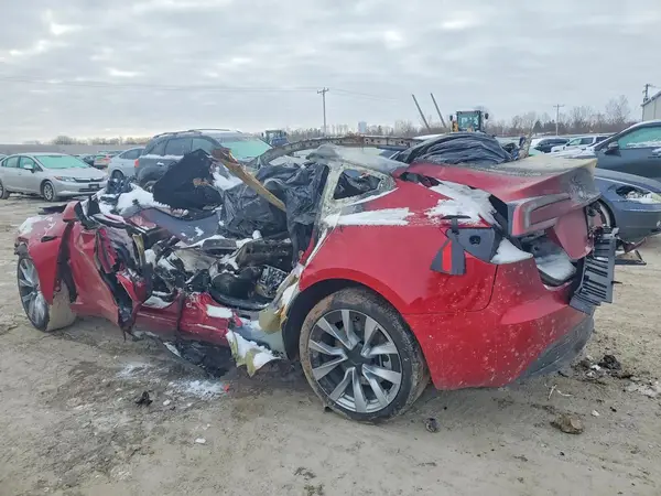 5YJ3E1EB6RF821410 2024 TESLA MODEL 3 - Image 2
