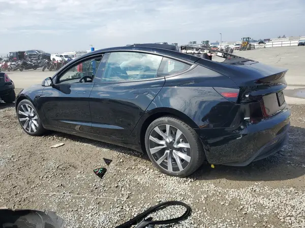 5YJ3E1EB6RF827594 2024 TESLA MODEL 3 - Image 2