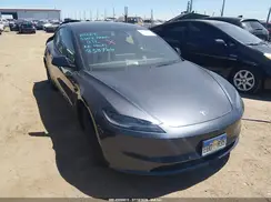 5YJ3E1EB6RF833766 2024 TESLA MODEL 3
