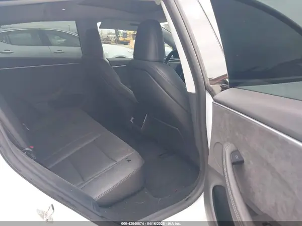 5YJ3E1EB6RF842807 2024 TESLA MODEL 3 - Image 8