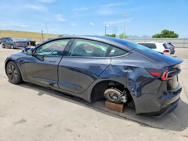 5YJ3E1EB6SF054356 2025 TESLA MODEL 3 - Image 2