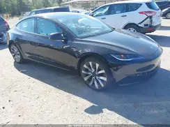 5YJ3E1EB6SF081993 2025 TESLA MODEL 3