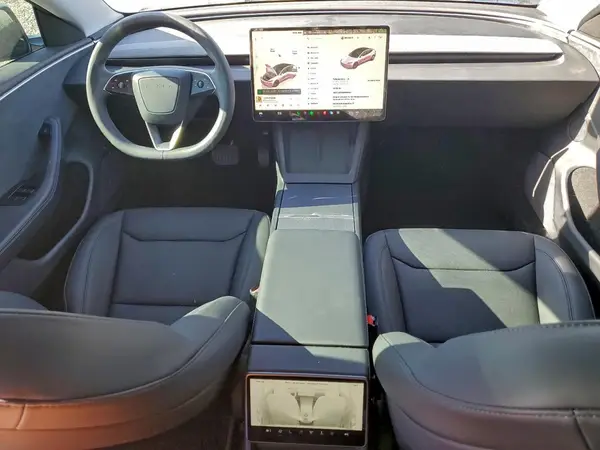 5YJ3E1EB6SF883881 2025 TESLA MODEL 3 - Image 8