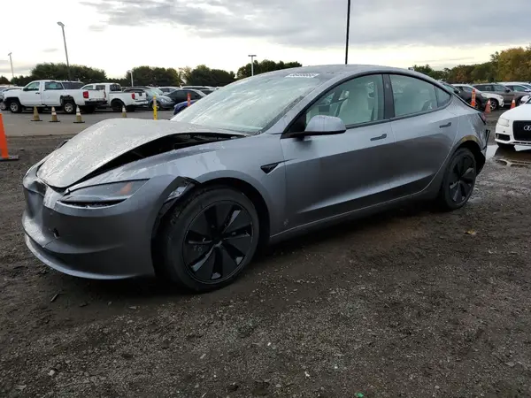 5YJ3E1EB6SF896470 2025 TESLA MODEL 3 - Image 1