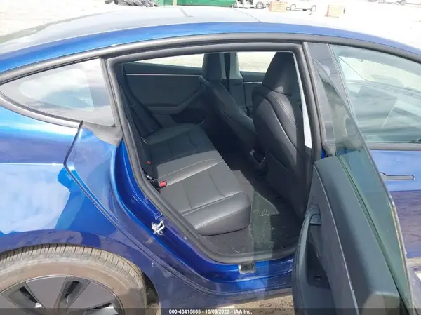 5YJ3E1EB6SF916023 2025 TESLA MODEL 3 - Image 8