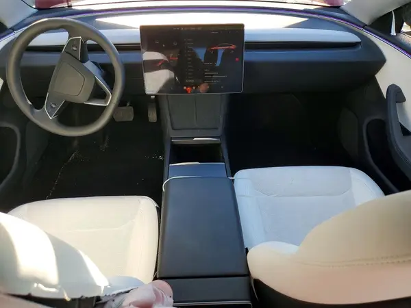 5YJ3E1EB6SF921528 2025 TESLA MODEL 3 - Image 8
