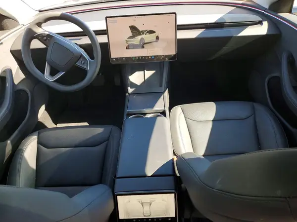 5YJ3E1EB6SF923540 2025 TESLA MODEL 3 - Image 8