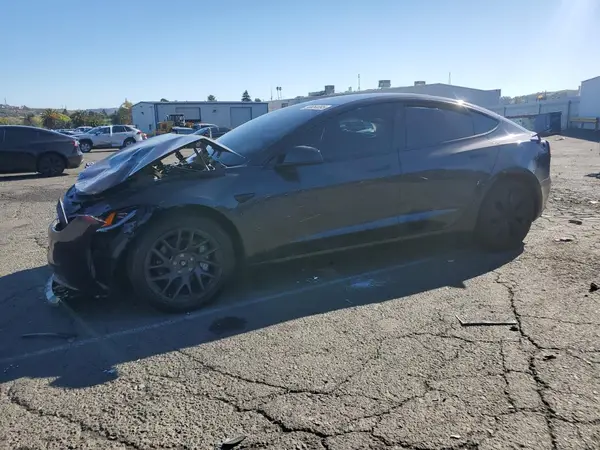 5YJ3E1EB6SF941102 2025 TESLA MODEL 3 - Image 1