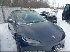 5YJ3E1EB6SF952083 2025 TESLA MODEL 3