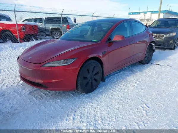 5YJ3E1EB6SF952570 2025 TESLA MODEL 3 - Image 2