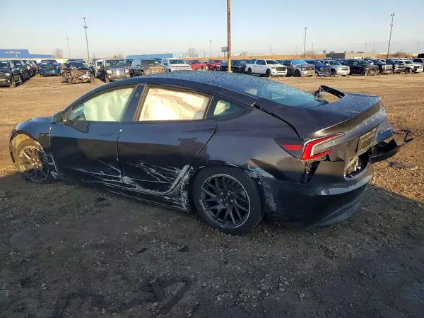 5YJ3E1EB6SF989697 2025 TESLA MODEL 3 - Image 2