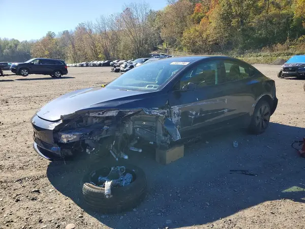 5YJ3E1EB6TF125993 2026 TESLA MODEL 3 - Image 1
