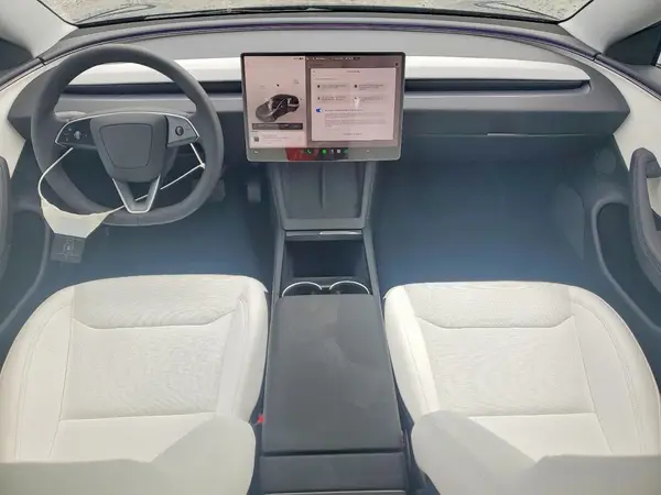 5YJ3E1EB6TF186602 2026 TESLA MODEL 3 - Image 8