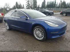 5YJ3E1EB7JF063582 2018 TESLA MODEL 3