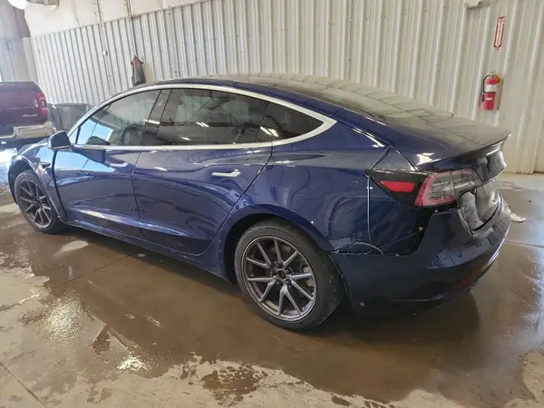5YJ3E1EB7JF065025 2018 TESLA MODEL 3 - Image 2