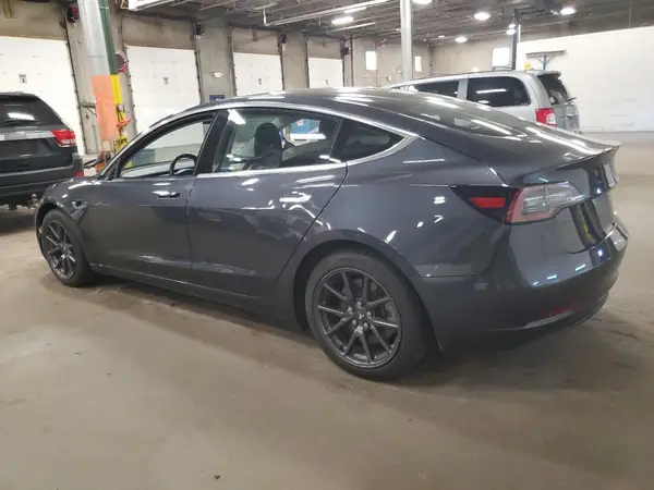 5YJ3E1EB7JF066451 2018 TESLA MODEL 3 - Image 2
