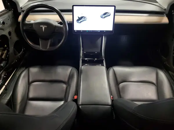 5YJ3E1EB7JF066451 2018 TESLA MODEL 3 - Image 8