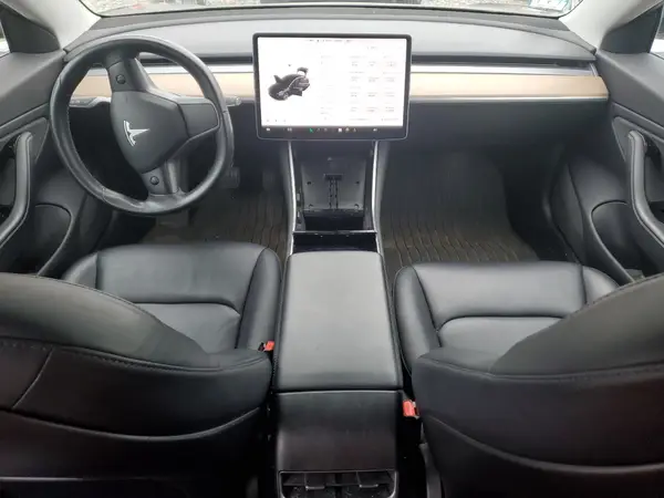 5YJ3E1EB7JF068166 2018 TESLA MODEL 3 - Image 8