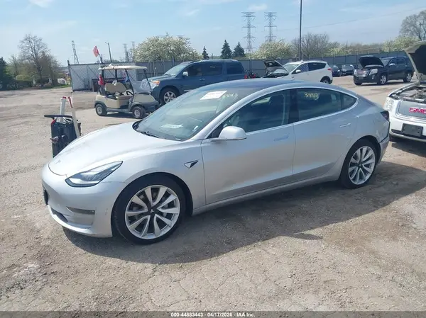 5YJ3E1EB7JF069429 2018 TESLA MODEL 3 - Image 2
