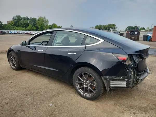5YJ3E1EB7JF070676 2018 TESLA MODEL 3 - Image 2