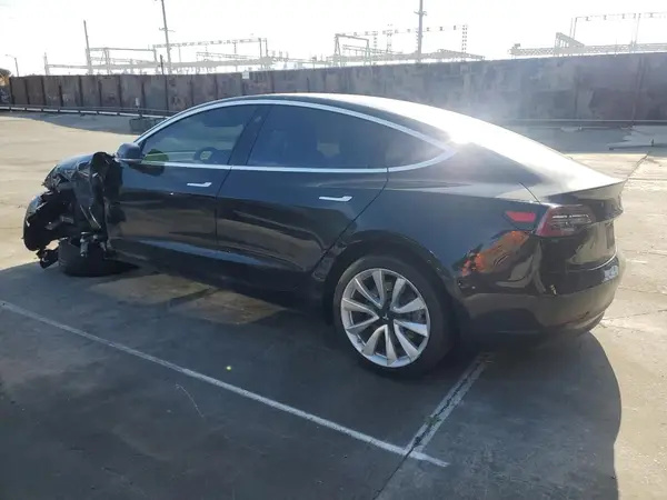 5YJ3E1EB7JF071438 2018 TESLA MODEL 3 - Image 2