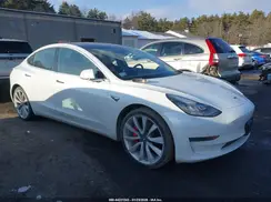 5YJ3E1EB7JF072699 2018 TESLA MODEL 3