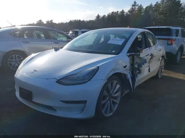5YJ3E1EB7JF072699 2018 TESLA MODEL 3 - Image 2