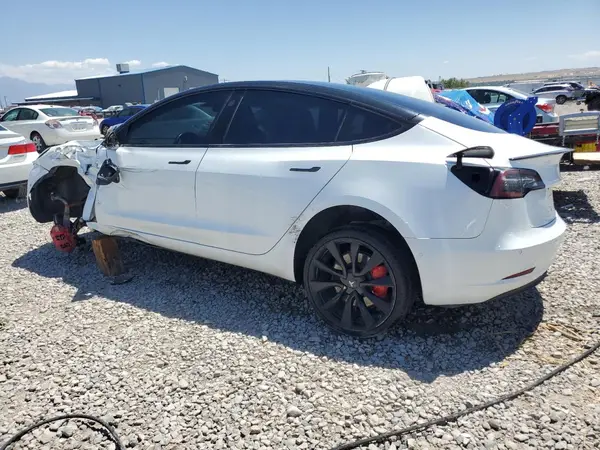 5YJ3E1EB7JF072704 2018 TESLA MODEL 3 - Image 2