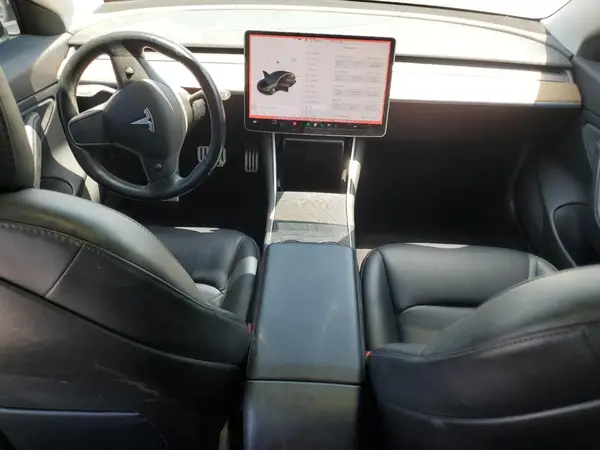 5YJ3E1EB7JF072704 2018 TESLA MODEL 3 - Image 8