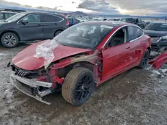 5YJ3E1EB7JF072850 2018 TESLA MODEL 3