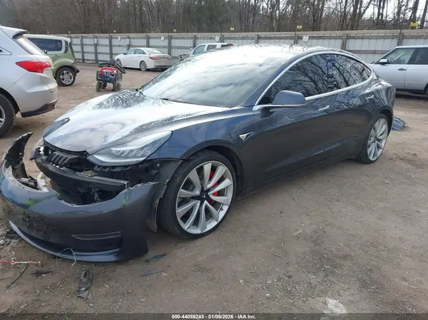 5YJ3E1EB7JF073092 2018 TESLA MODEL 3 - Image 2