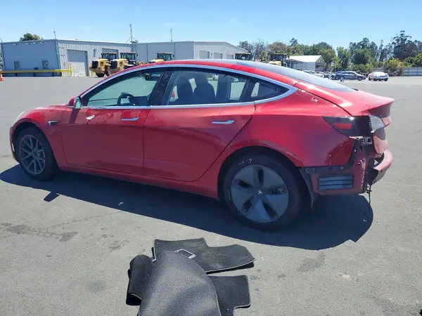 5YJ3E1EB7JF073397 2018 TESLA MODEL 3 - Image 2