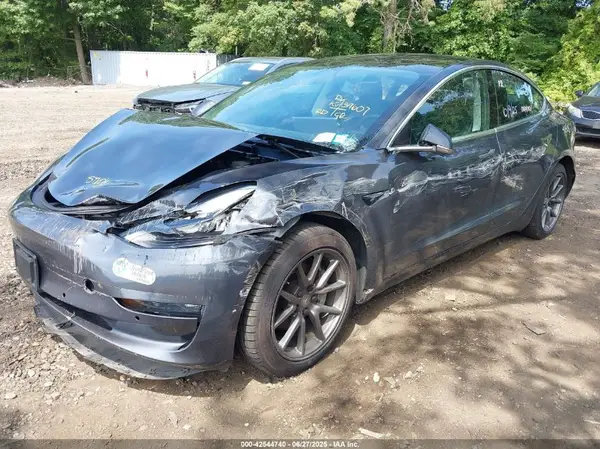 5YJ3E1EB7JF073626 2018 TESLA MODEL 3 - Image 2