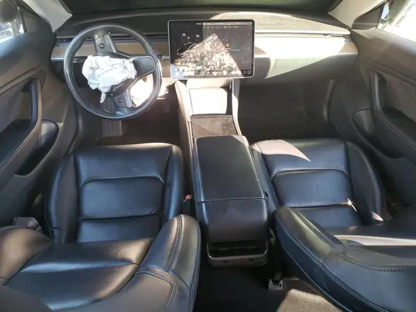 5YJ3E1EB7JF073724 2018 TESLA MODEL 3 - Image 8