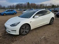 5YJ3E1EB7JF073853 2018 TESLA MODEL 3