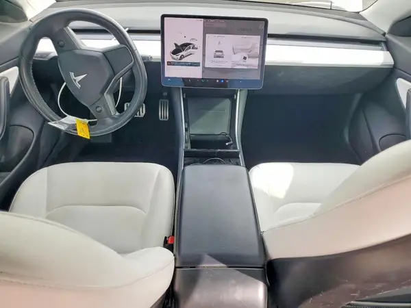 5YJ3E1EB7JF074484 2018 TESLA MODEL 3 - Image 8