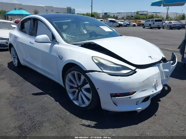 5YJ3E1EB7JF074646 2018 TESLA MODEL 3 - Image 1