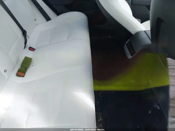 5YJ3E1EB7JF074744 2018 TESLA MODEL 3 - Image 8
