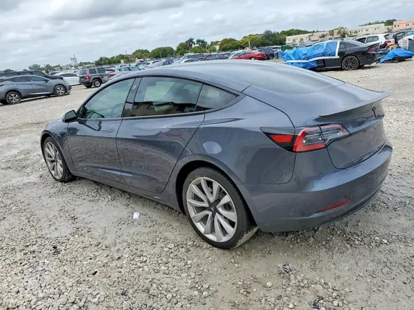 5YJ3E1EB7JF076977 2018 TESLA MODEL 3 - Image 2