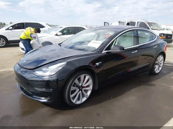 5YJ3E1EB7JF082309 2018 TESLA MODEL 3 - Image 2