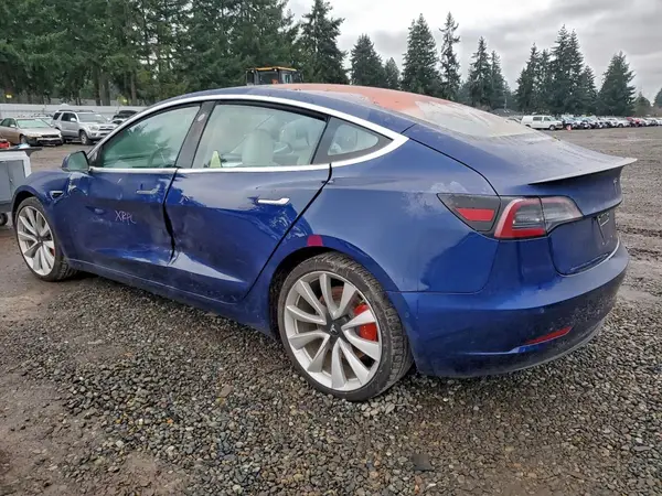 5YJ3E1EB7JF082312 2018 TESLA MODEL 3 - Image 2